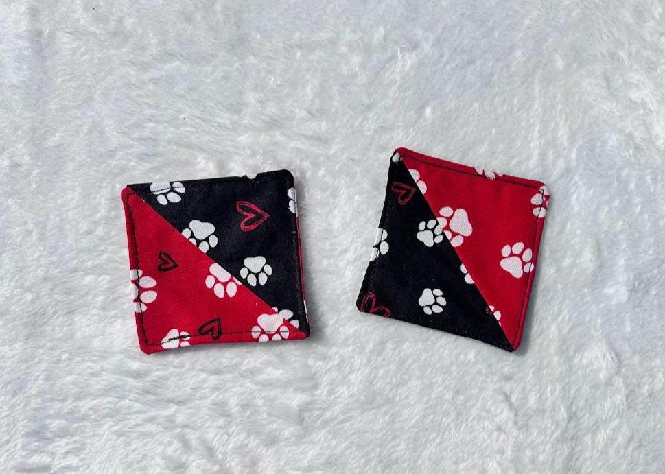 Corner Bookmark Black & Red Paw Print