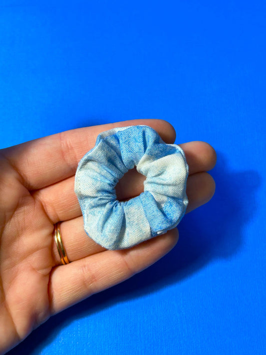 Mini Scrunchie Blue Clouds