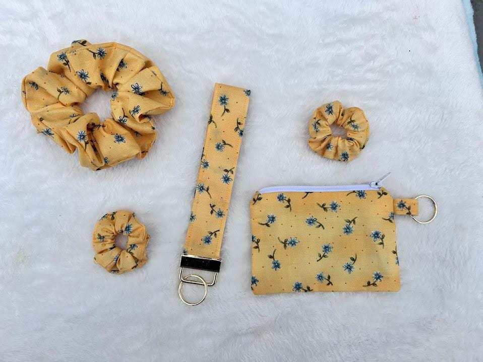 Mini Scrunchie Vintage Yellow Floral with Blue Flowers