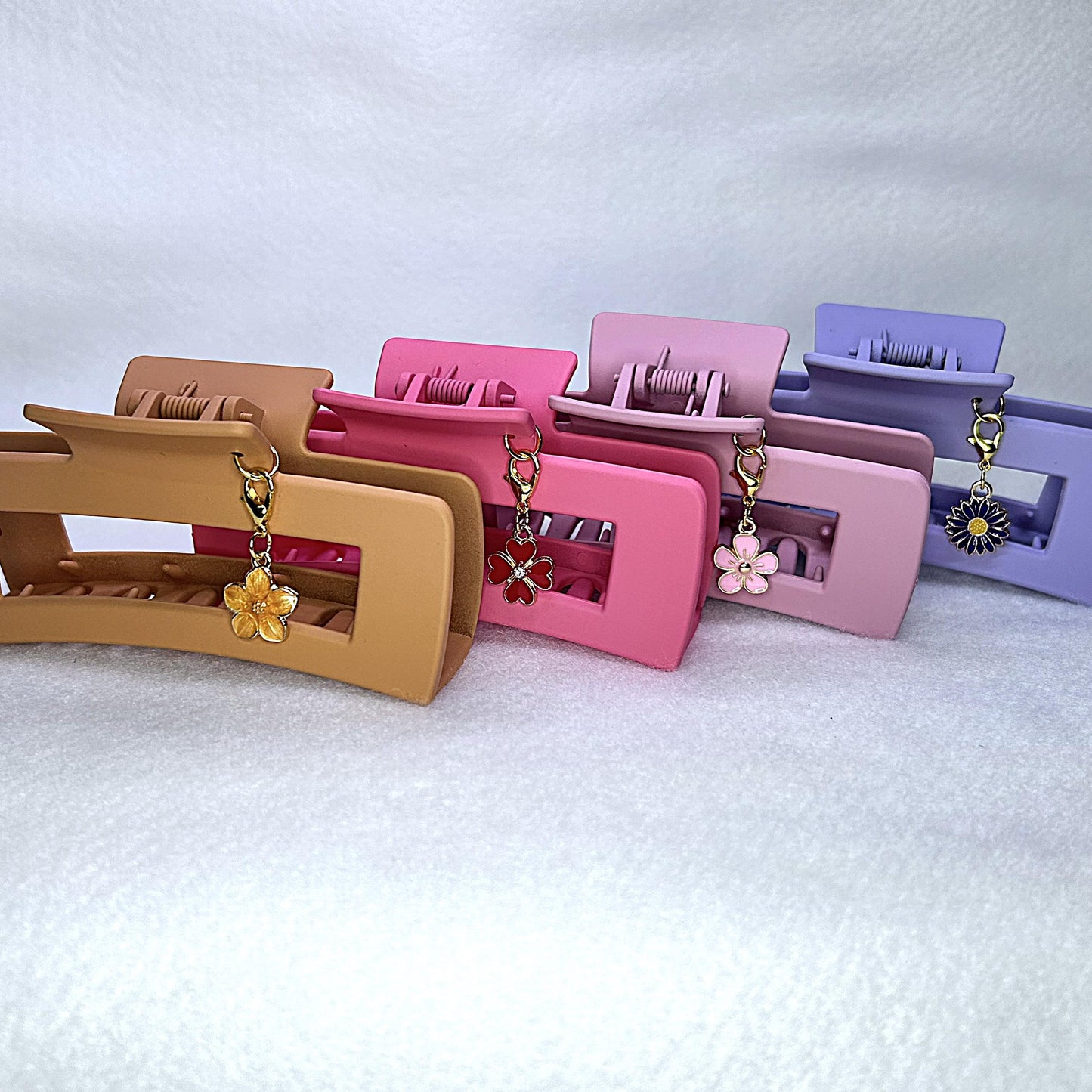 Customizable Matte Claw Clip with Floral Charm Vivid Colors