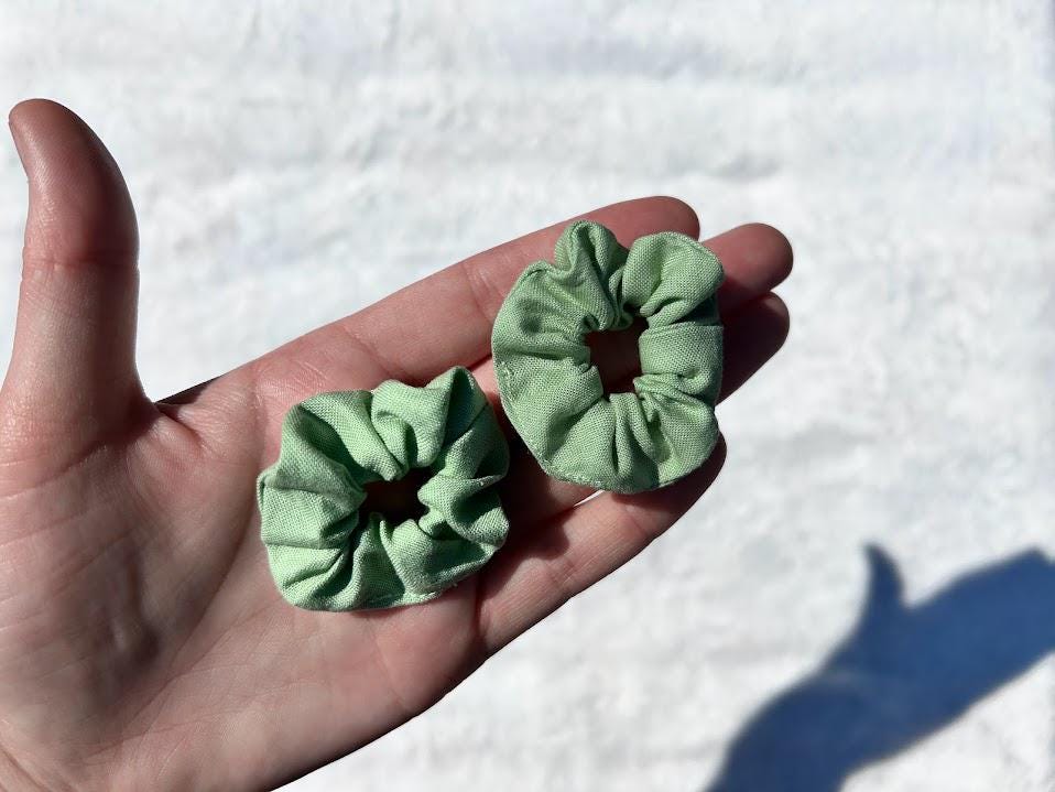 Mini Scrunchie Sage Green