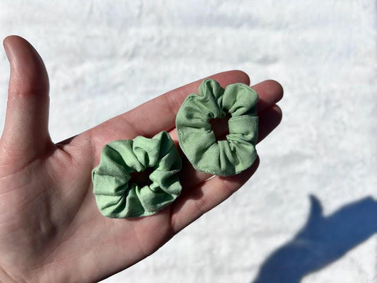 Mini Scrunchie Sage Green