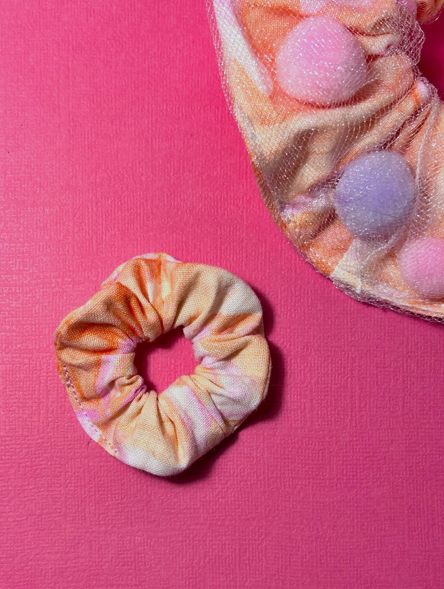 Mini Scrunchie Orange Swirl