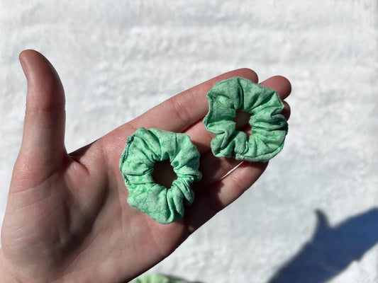 Mini Scrunchie Vintage Green Star