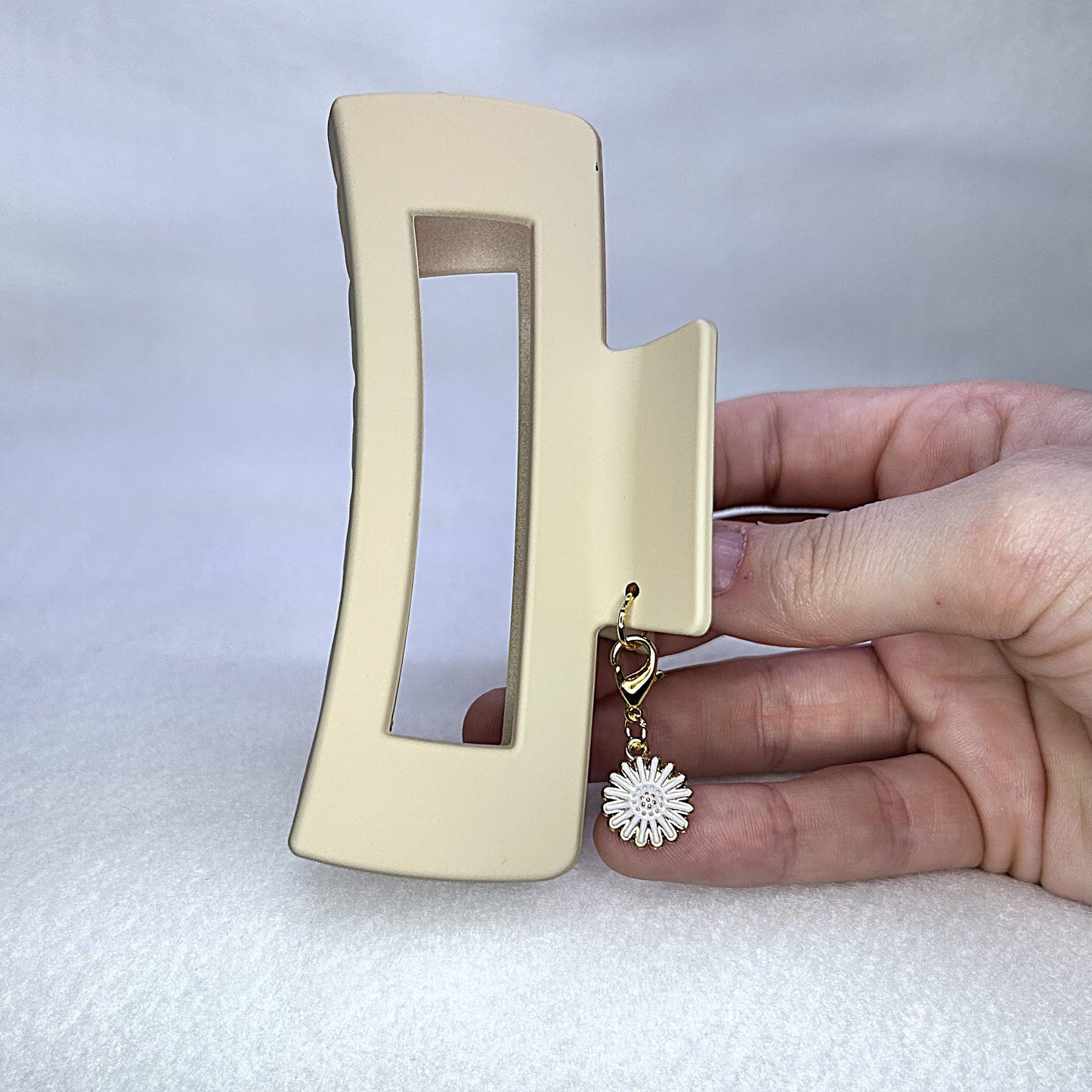 Customizable Matte Claw Clips with Floral Charm Neutral Colors