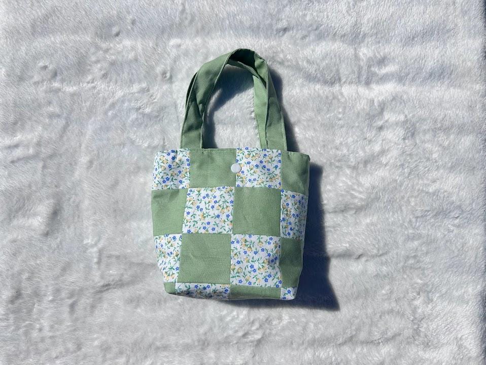 Mini Tote Bag Patchwork Green and Vintage Floral Fabric