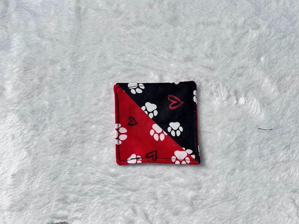 Fabric Corner Bookmark Red & Black Paw Print