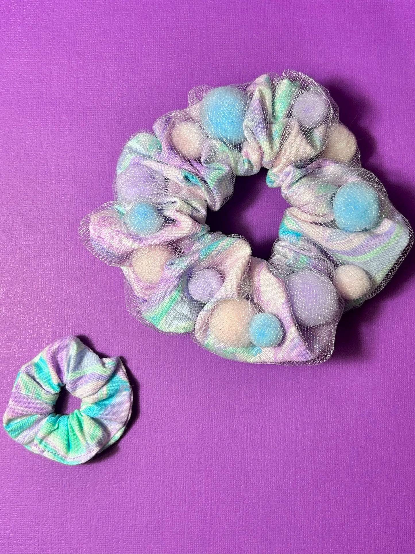 Mini Scrunchie Purple Swirl