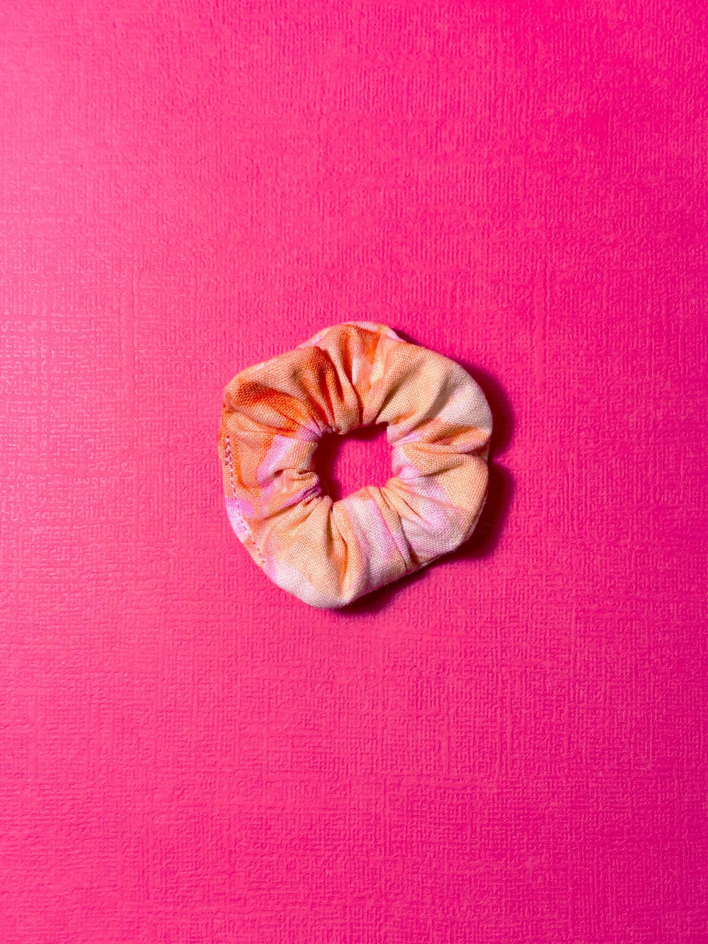 Mini Scrunchie Orange Swirl